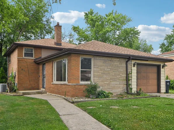 924 E 159th Pl, South Holland, IL 60473