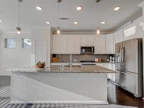 2105 Sequoia Woods Drive, Houston, TX 77080