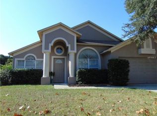 1703 Powder Ridge Dr, Valrico, FL 33594