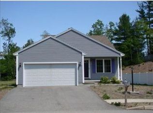 12 Ledgestone Ct, Sanford, ME 04073
