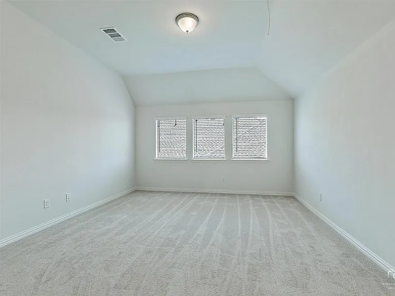 3011 Hobbs Ln — Photo 16