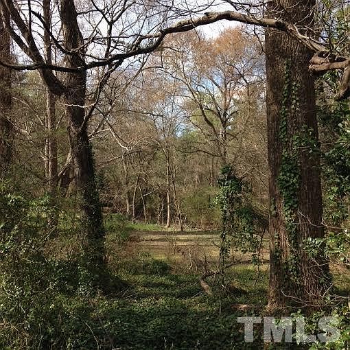 2nd image of 3421 Blue Ridge Rd