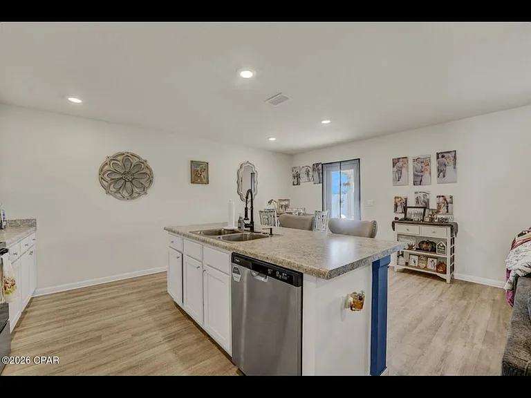 6660 Slabinski Ln — Photo 3