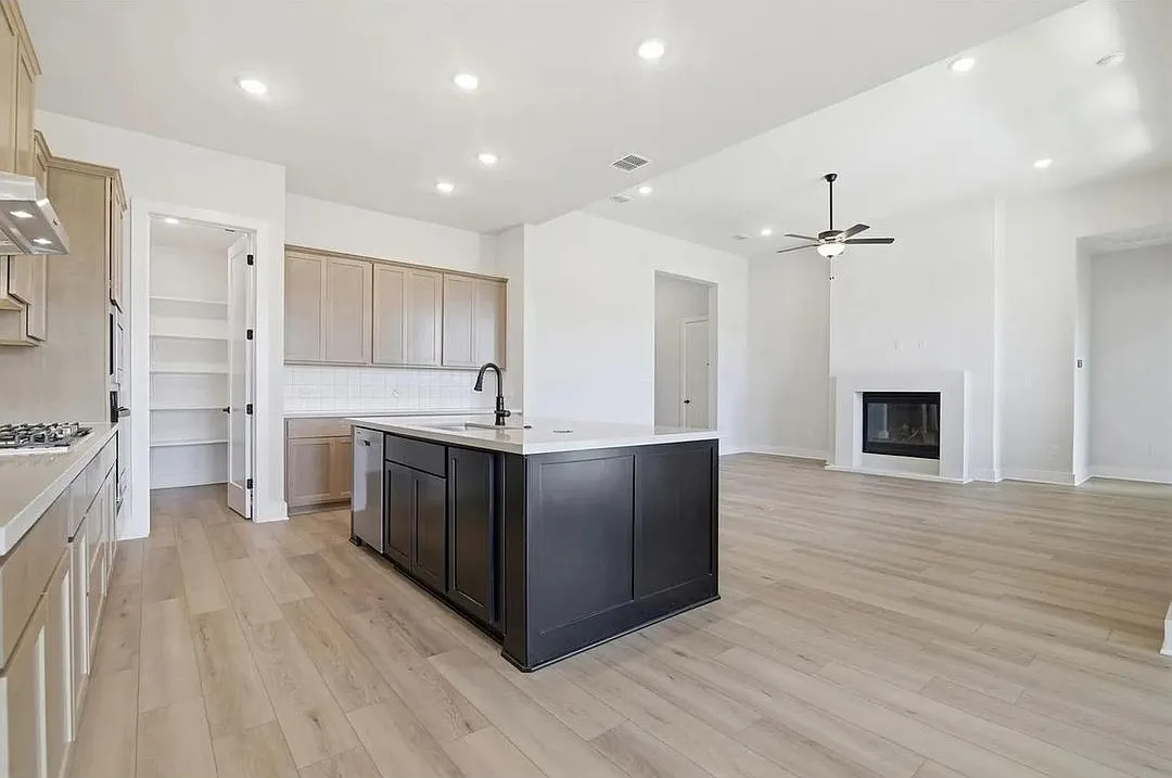 Spacious 3BR House in New Braunfels — Photo 2