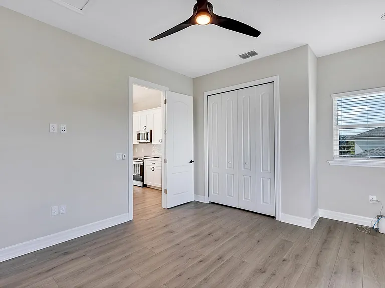 8483 Laureate Blvd — Photo 13