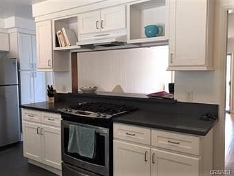 5th image of 5636 Faust Ave