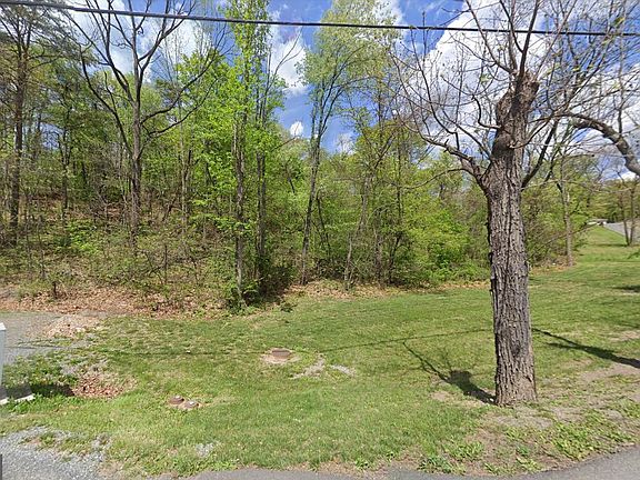 2nd image of 195 Old Furnace Rd