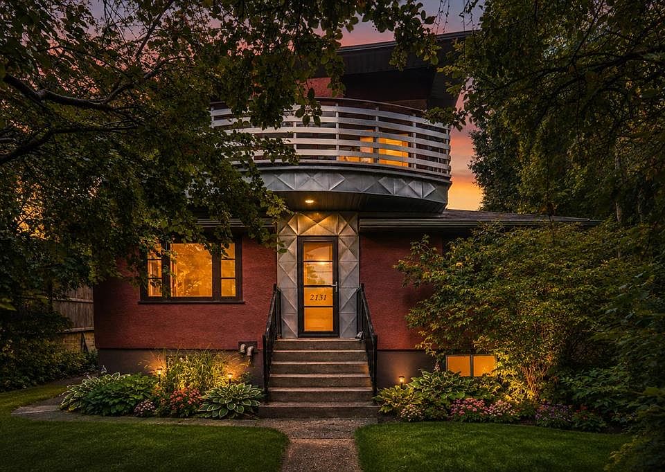 1st image of 2131 E 16a St SW