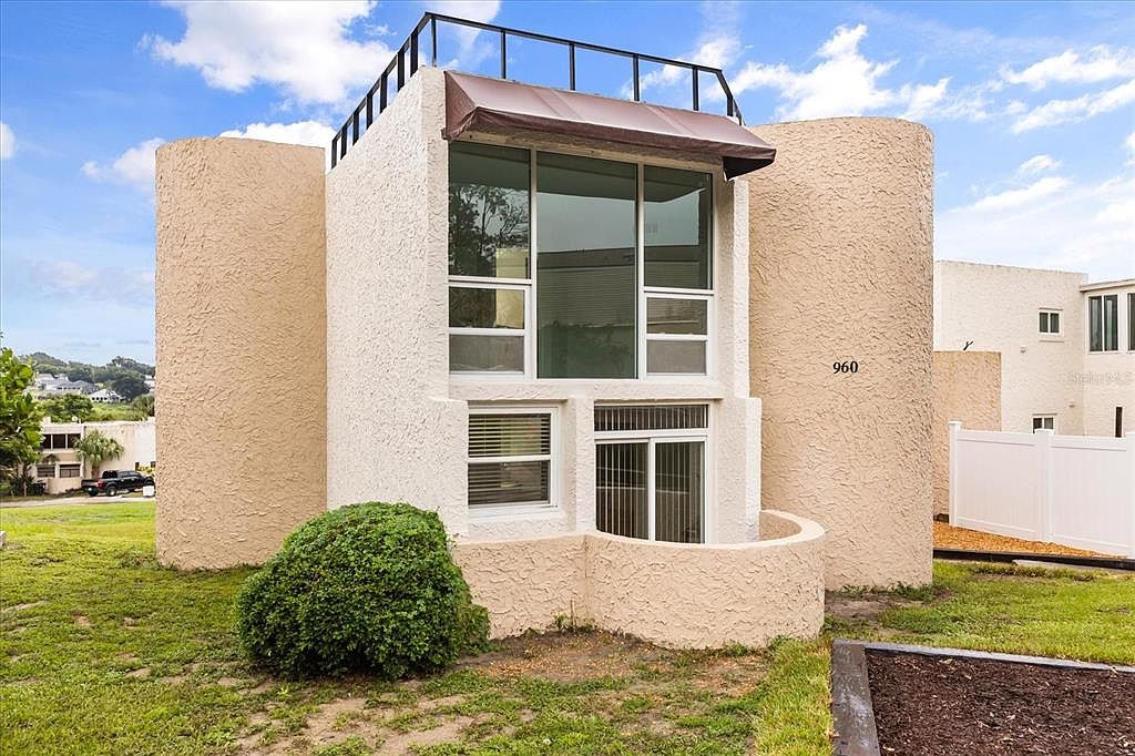 960 Encourte Grn #960