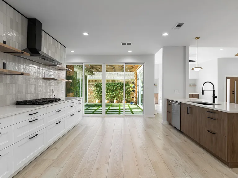 14140 Regency Pl — Photo 19
