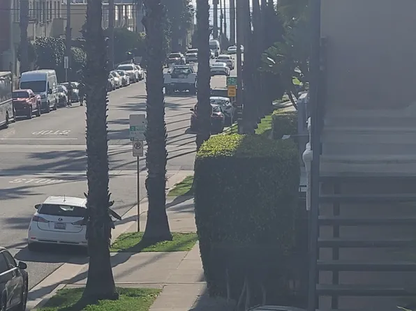 425 Washington Ave APT 3, Santa Monica, CA 90403
