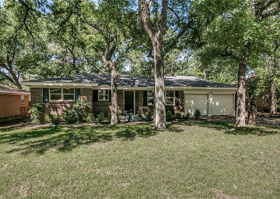 1st image of 706 Oakwood Dr
