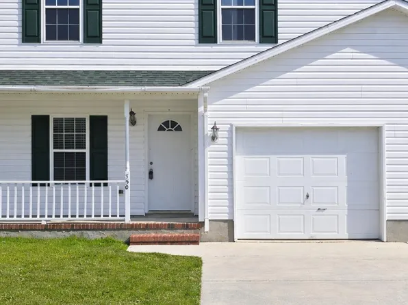 350 Winners Cir N, Jacksonville, NC 28546