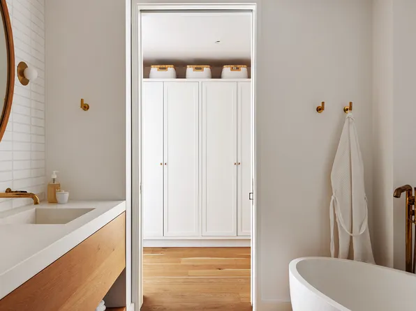 50 Bridge Park Drive image 22 of 28