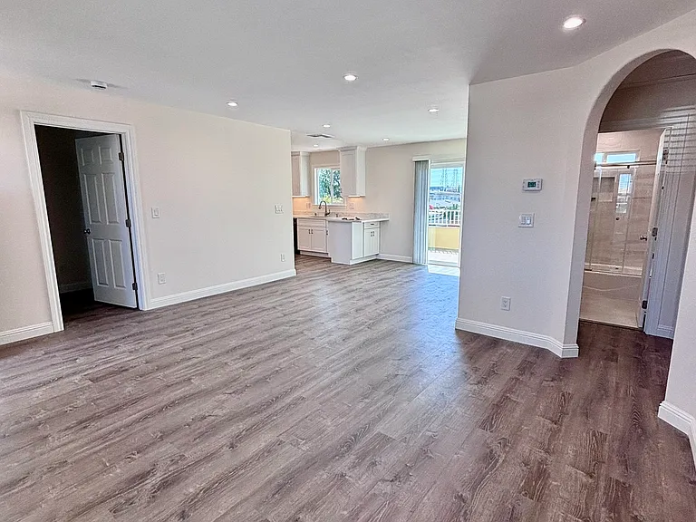 1431 Wabash St — Photo 10