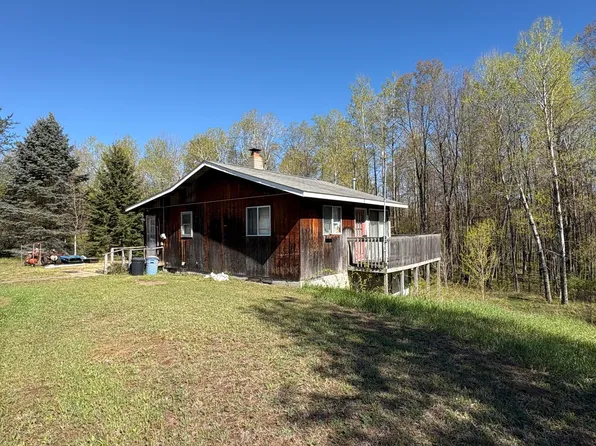 11904 E 8th St, Reed City, MI 49677