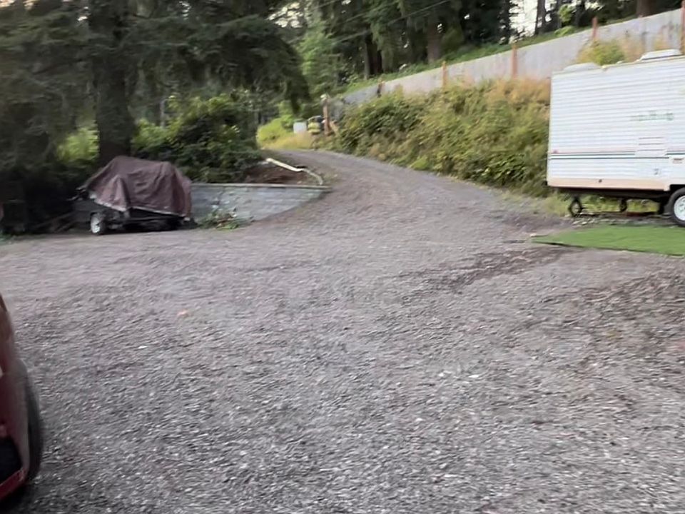 Private gate to lot>