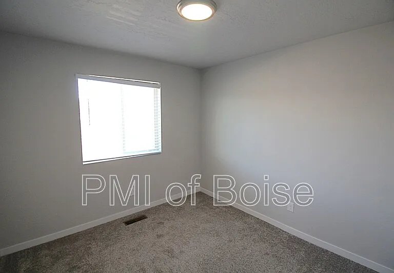 960 S Nautilus Ave — Photo 11