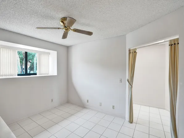 3400 Water Oak Drive #1501, Hollywood, FL 33021