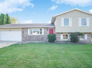 9910 Tyler St, Crown Point, IN 46307