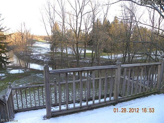 3rd image of 15959 Briarwood Dr