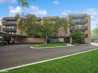 1845 Tanglewood Dr UNIT 3C, Glenview, IL 60025