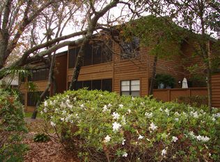 704 Lennox Rd W, Palm Harbor, FL 34683