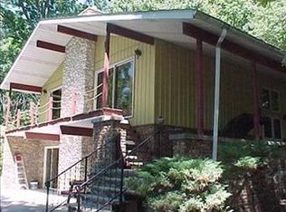 69382 Bellows Rd, White Pigeon, MI 49099