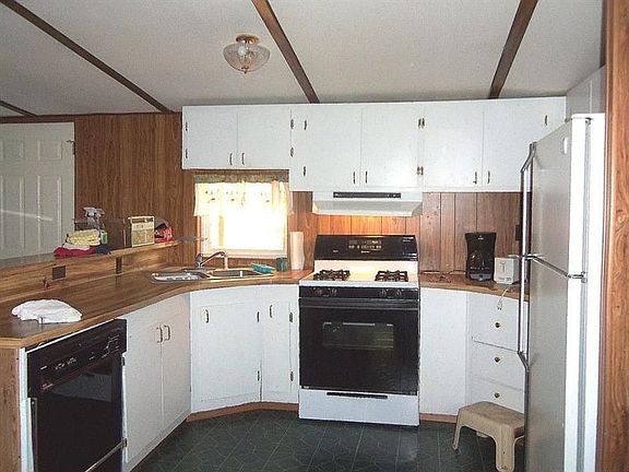 5th image of 309 Holly Lk E