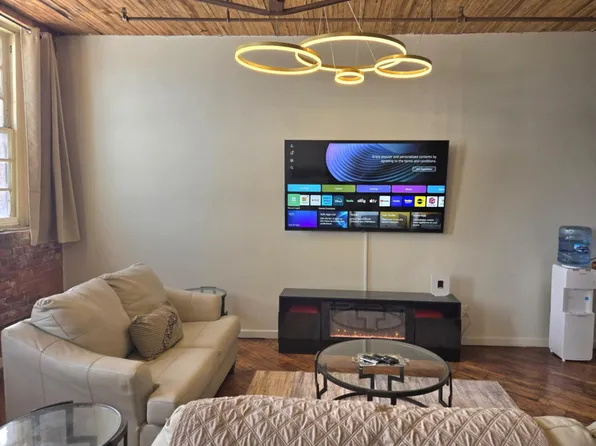 226 Mount Elliott St, Detroit, MI