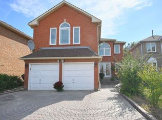 1184 Windsor Hill Blvd, Mississauga, ON L5V 1N9