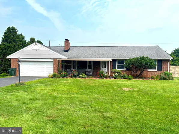 1977 Drexel Ave, Lancaster, PA 17602