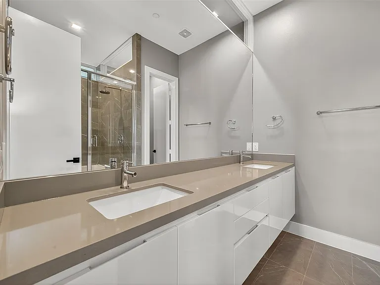 5919 E Post Oak Ln — Photo 28