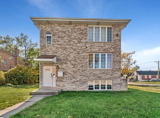 98 W 154th St, Harvey, IL 60426