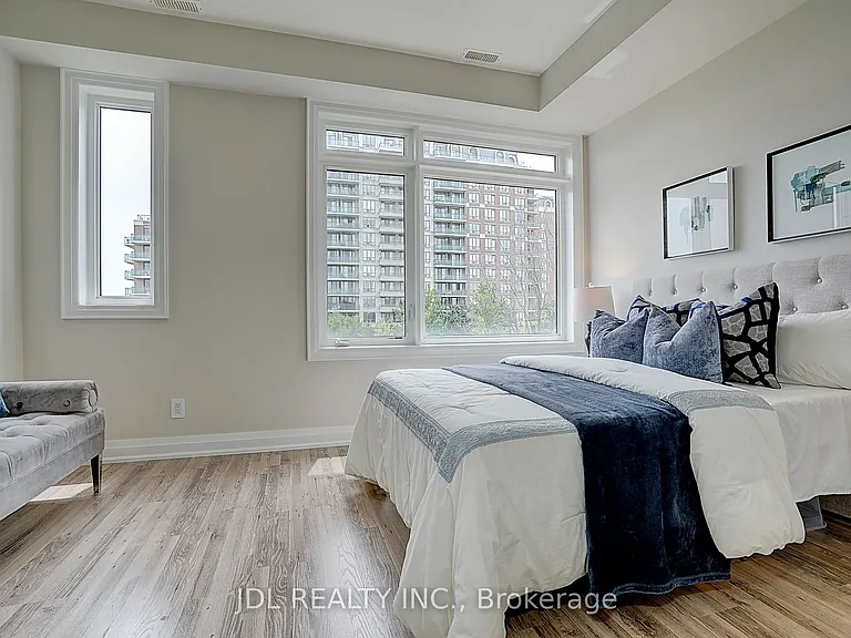 370 Red Maple Rd #D-119 — Photo 40