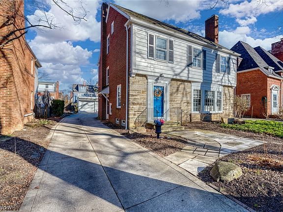 2nd image of 3715 Sutherland Rd