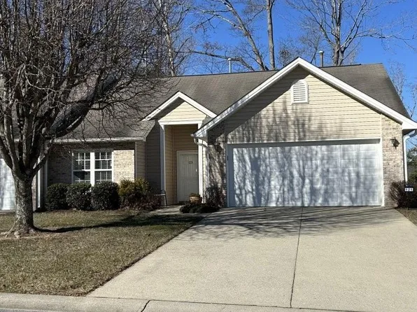 121 Sunny Meadows Blvd, Arden, NC 28704