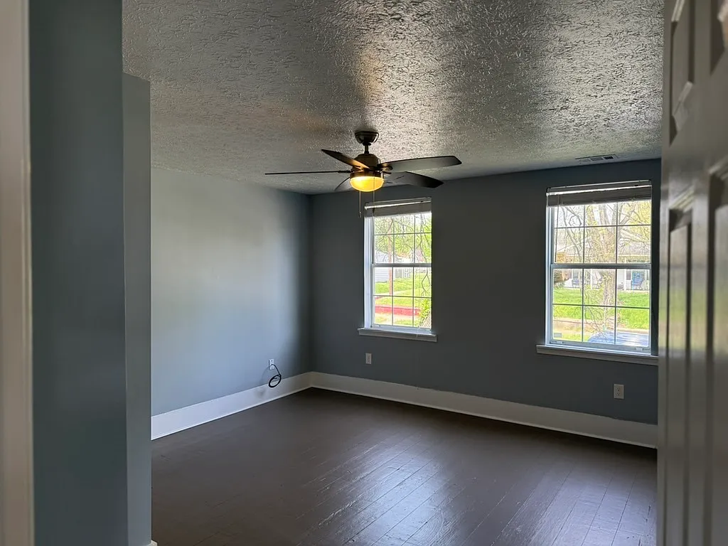 Market1740e (TF) - 1 — Photo 2