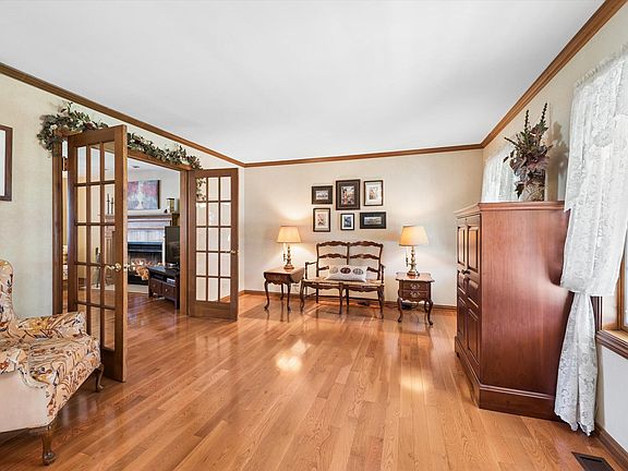 4th image of 546 Windridge Dr