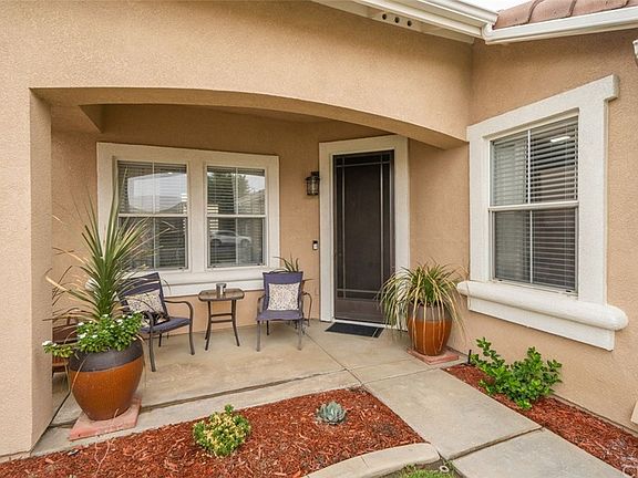 5th image of 28456 Belleterre Ave