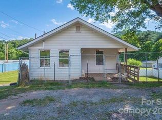 6936 Old Clyde Rd, Canton, NC 28716