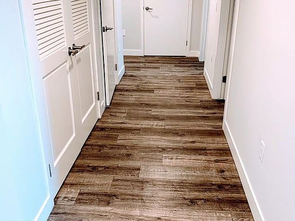 5th image of 14333 Roscoe Blvd #310