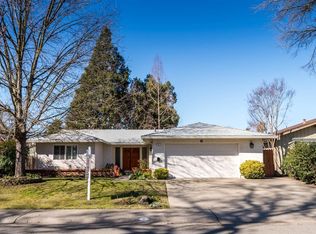 6 Grand Rio Cir, Sacramento, CA 95826