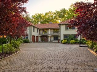 261 Piermont Rd, Cresskill, NJ 07626