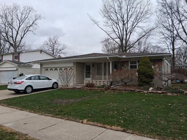 14252 Kingswood St, Riverview, MI 48193