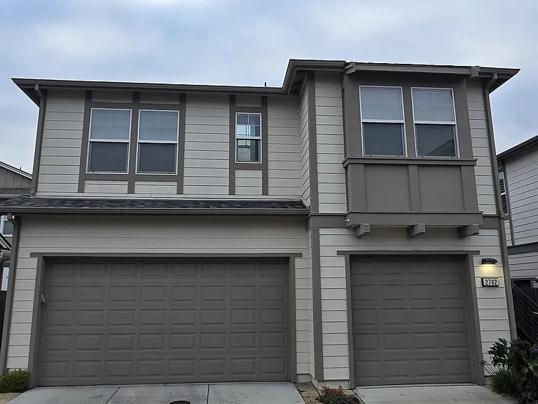 2702 Lighthouse Ln #2 — Photo 1