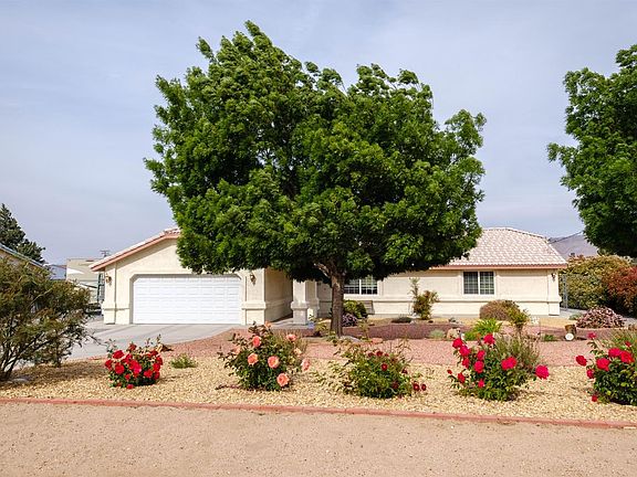 5th image of 7991 Newhall Ave