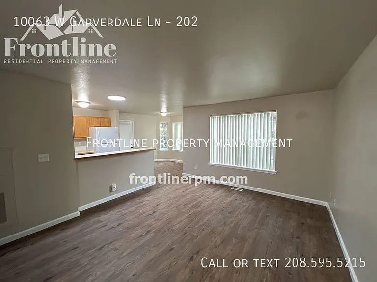 10063 W Garverdale Ln #202 — Photo 2