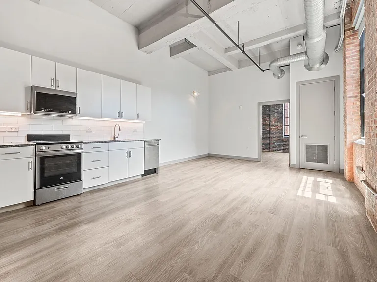 103 Allyn St #225 — Photo 3