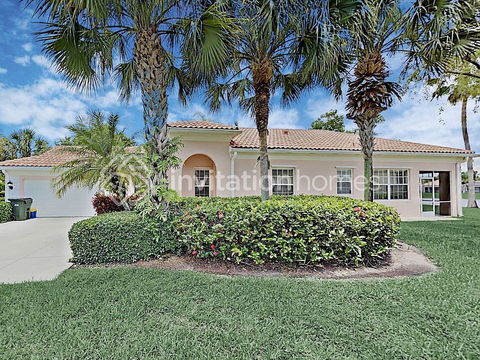 1st image of 4682 Hammock Cir